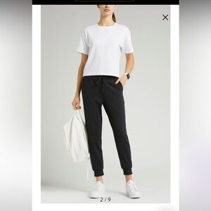 2 pairs of Zella live in joggers